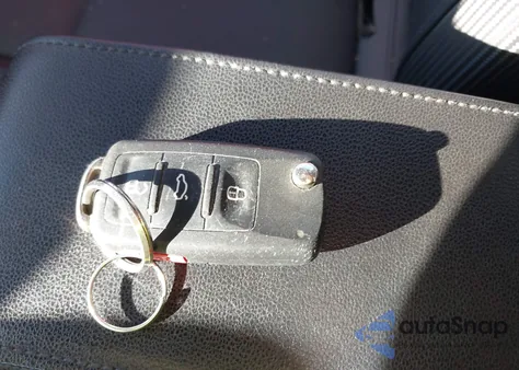 2019 Volkswagen Beetle 2.0T Se from USA, damaged, VIN 3VWJD7AT8KM714000